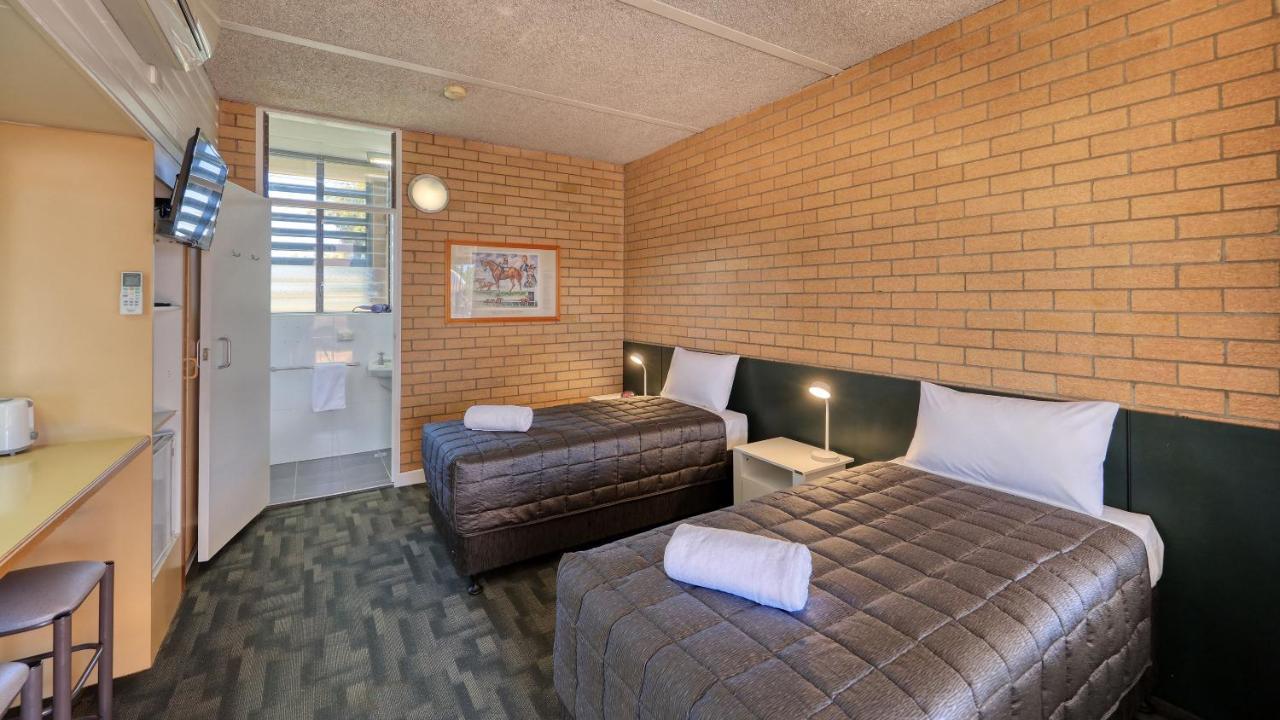 Goondiwindi Motel Exterior photo